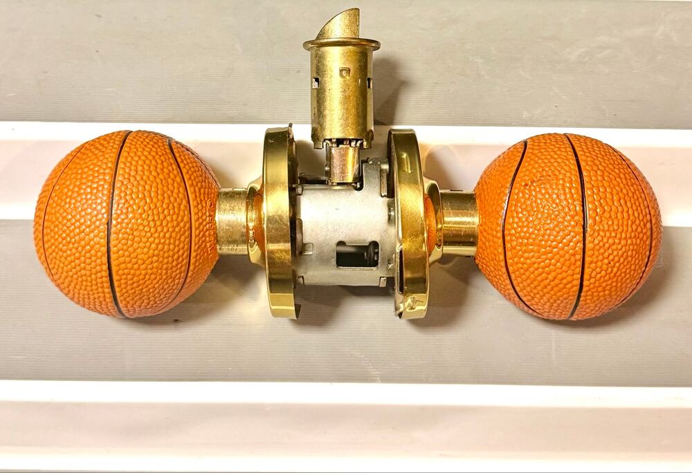 Basketball room decor novelty door handle preowned